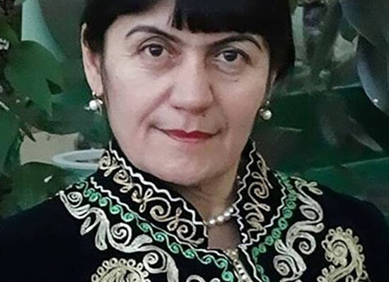 فرزانه خجندی مشهور به فروغ تاجیکستان