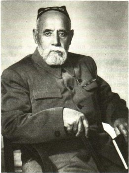 استاد صدرالدین عینی شاعر و نویسنده‌ی بزرگ ورارود